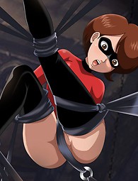 更衣室でアラジンから、シンデレラと王女を捕まえインクレディブルElasticgirl、ギャグを身に着けている裸のジャスミン、彼女の曲線美の体を露出するジェシカラビット